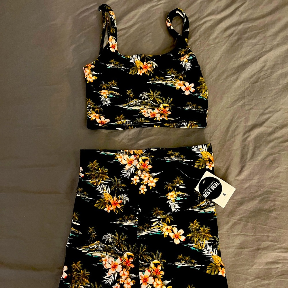 Small crop top and biker shorts set